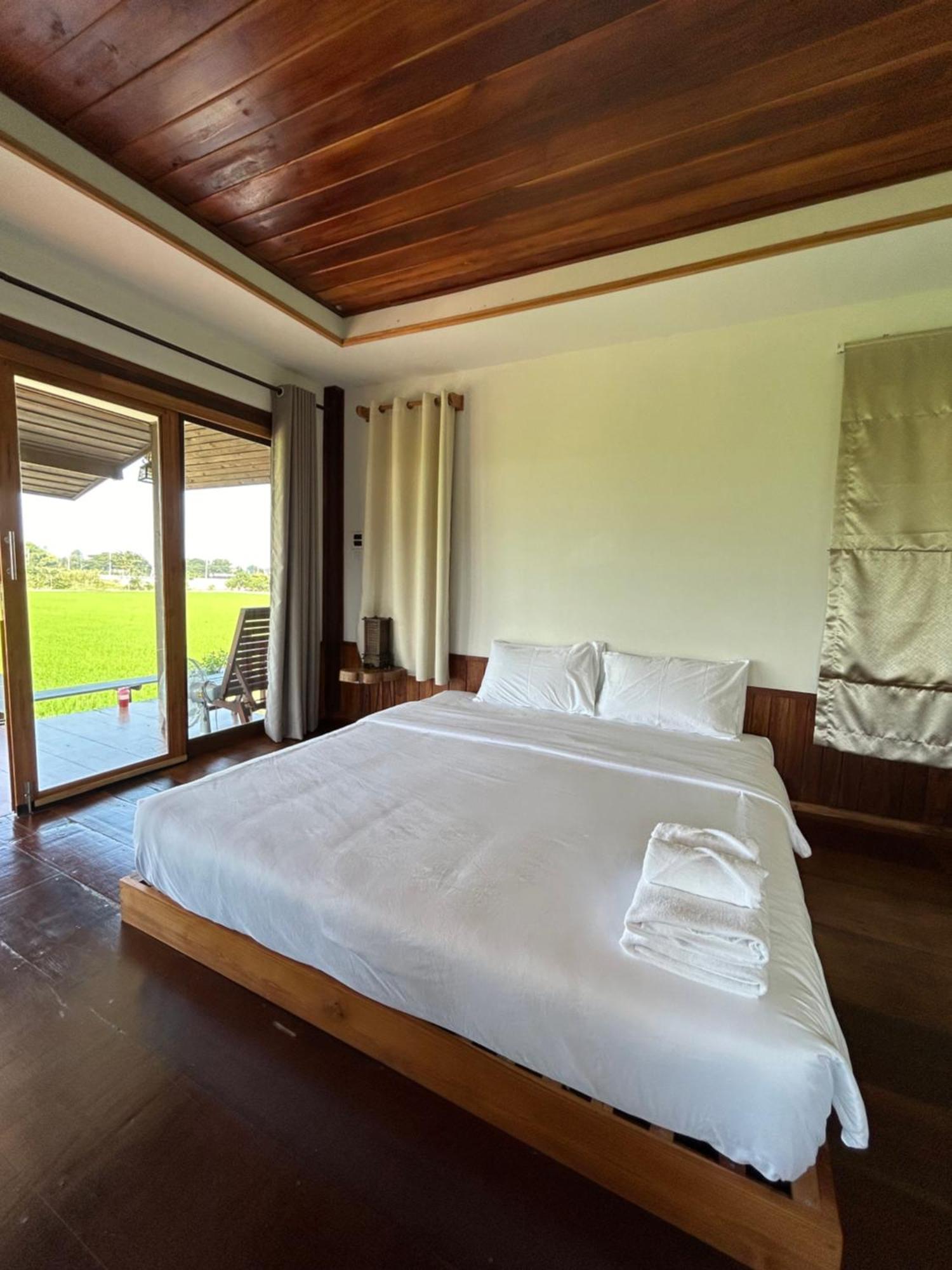 บ้านกลางเกาะ รีสอร์ท Uthai Thani Eksteriør bilde